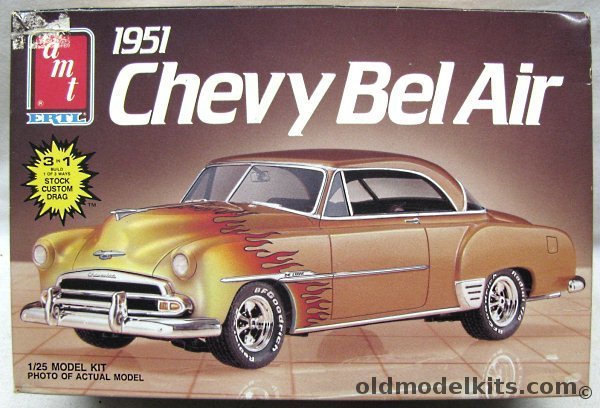 AMT 1/25 1951 Chevrolet Bel Air 2 Door Hardtop - 3 in 1 - Stock / Custom / Drag, 6607 plastic model kit